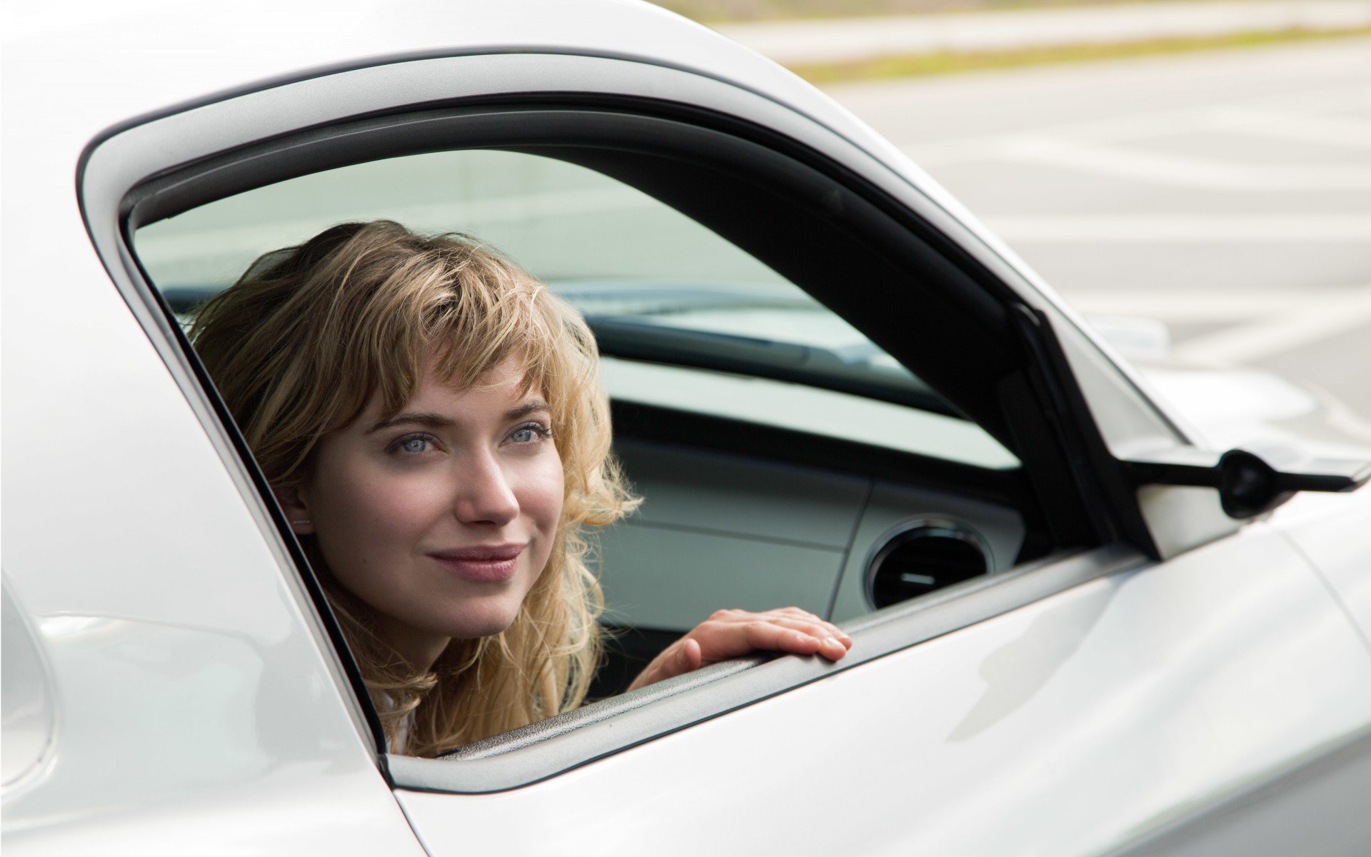 Julia Maddon, Жажда скорости, Need for Speed, Imogen Poots