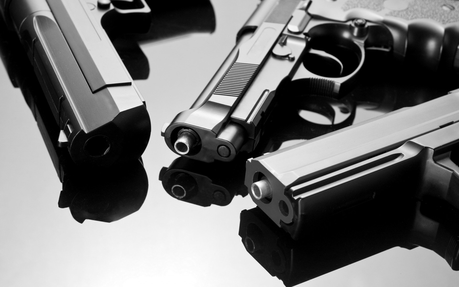 три пистолета, отражение, gun, оружие