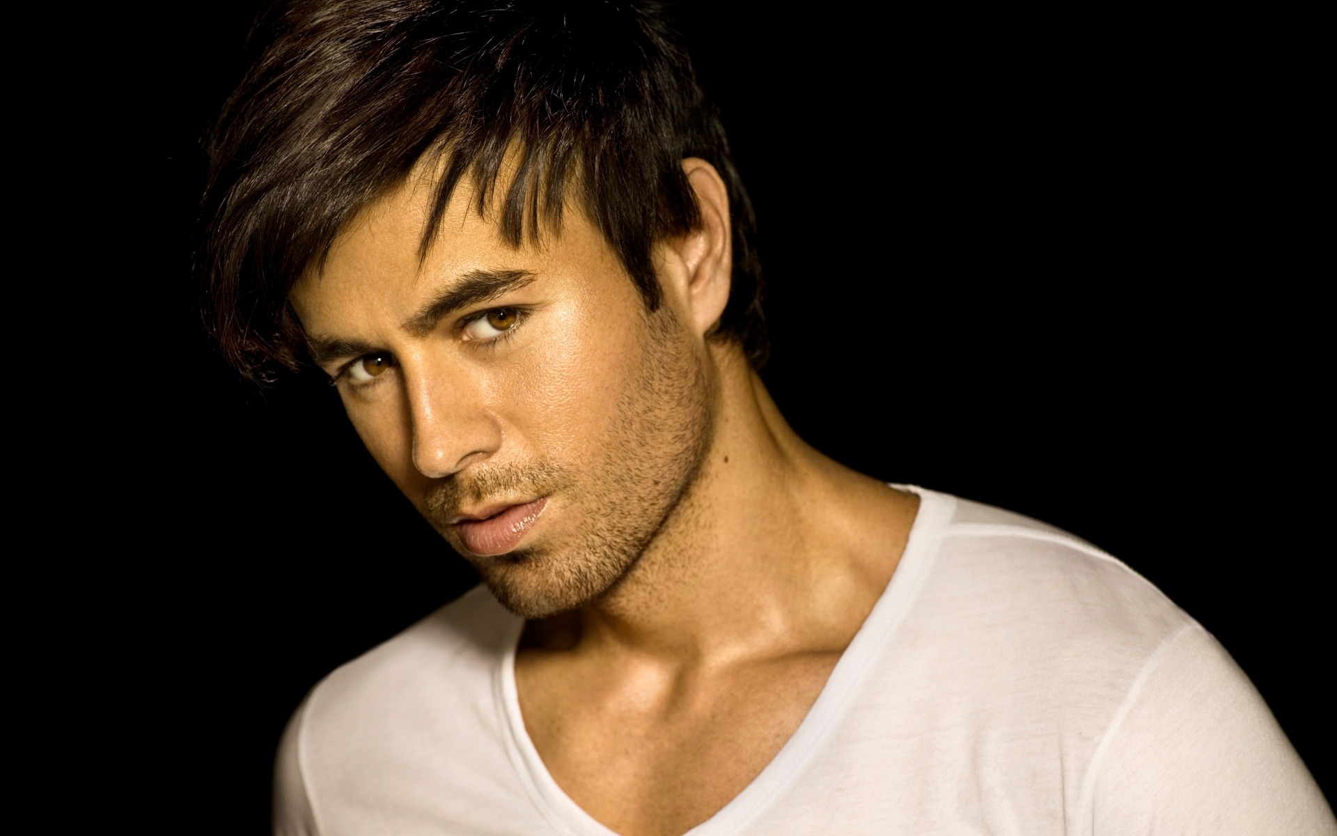 певец, энрике иглесиас, черный фон, enrique iglesias